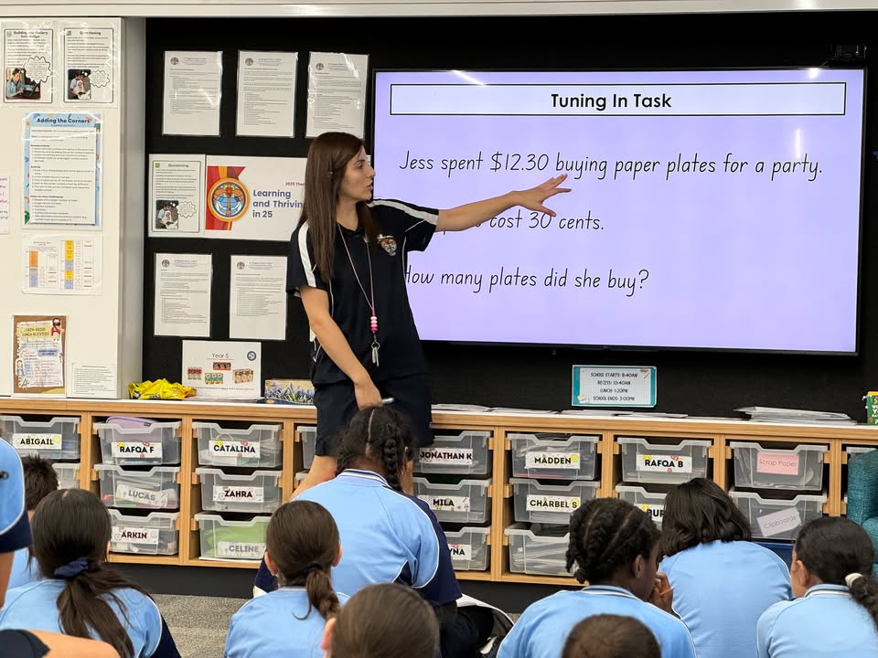 122123346914193578_122264029586193578-1