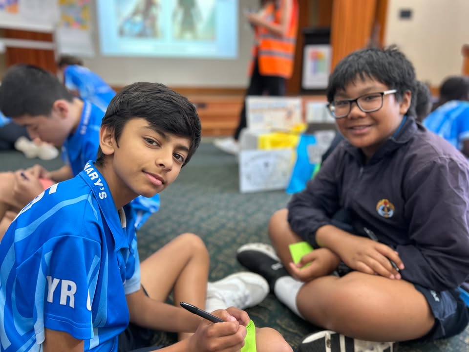 122123346914193578_122268286646193578-1