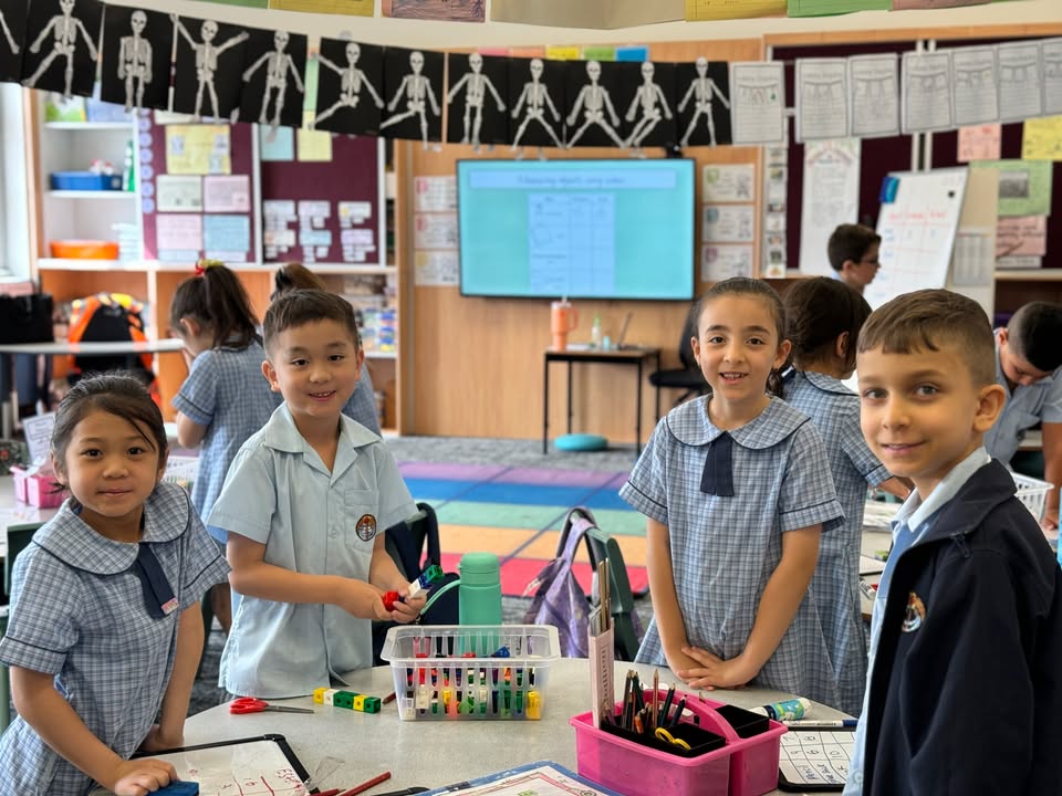 122123346914193578_122269672040193578-1