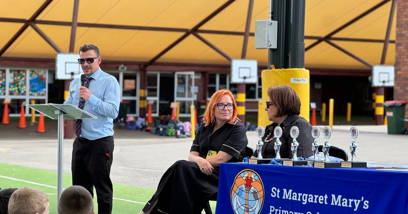 122123346914193578_122277180962193578-1