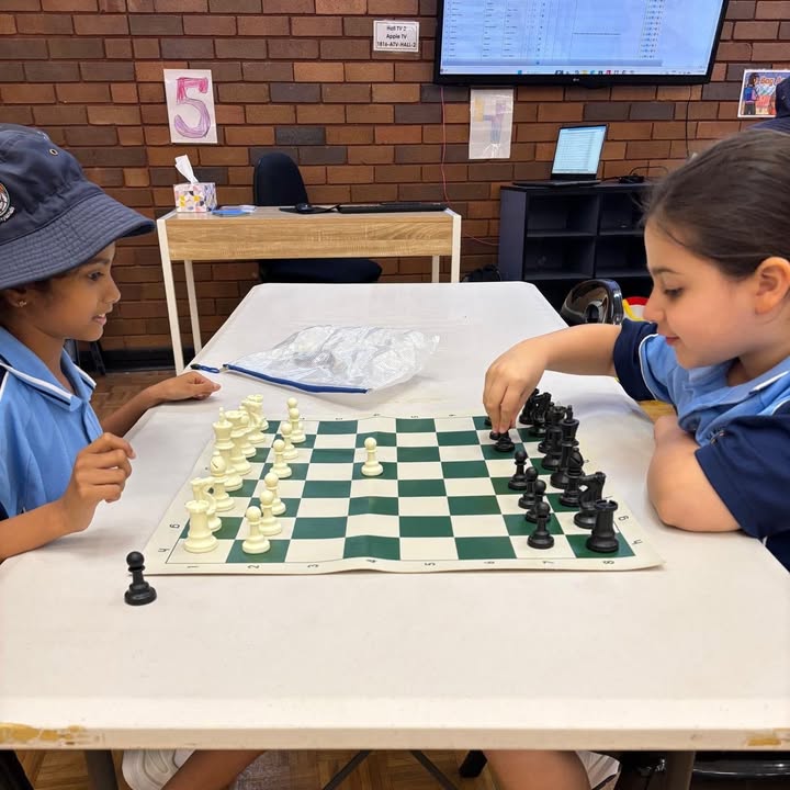 122123346914193578_122285488580193578-1